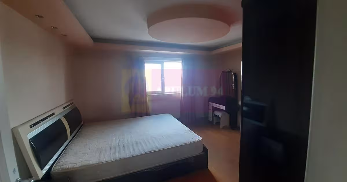 Casă individuală cu 7 camere în zona Central, Voluntari