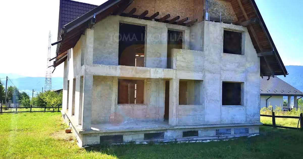 Vilă spațioasă cu vedere panoramică spre Lacul Bâtca Doamnei – Viișoara, Neam