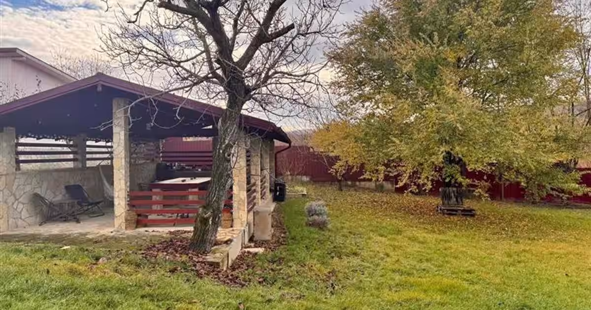 Vila individuala cu priveliste spectaculoasa cu garaj Pietrarie Barnova