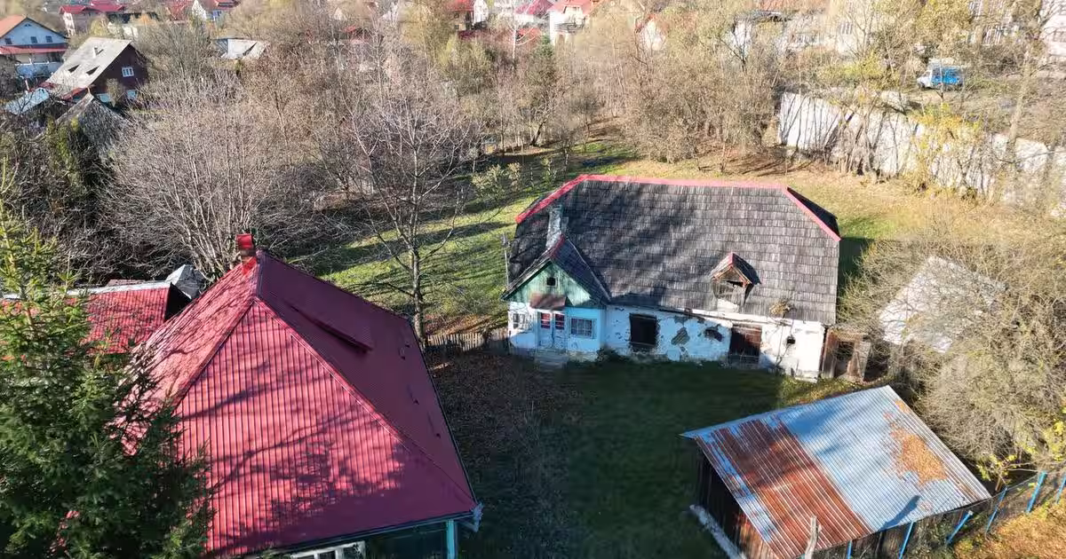 Casă individuală 63 mp cu 2 camere în Borșa