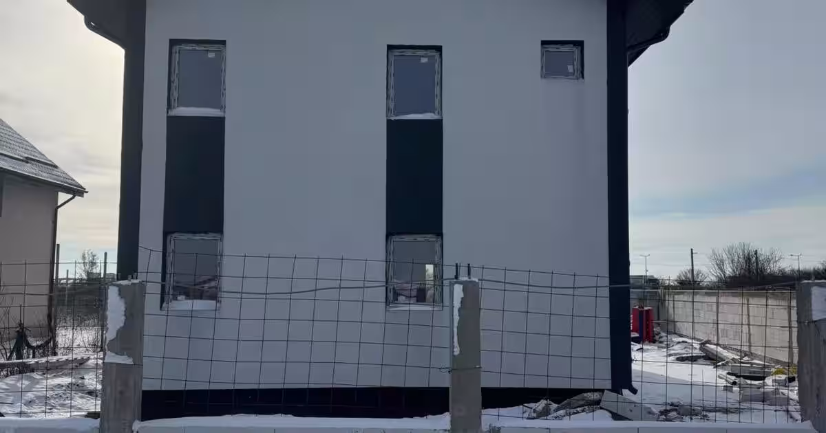 Casa individuala 4 camere-teren 450 mp! Bragadiru Independentei