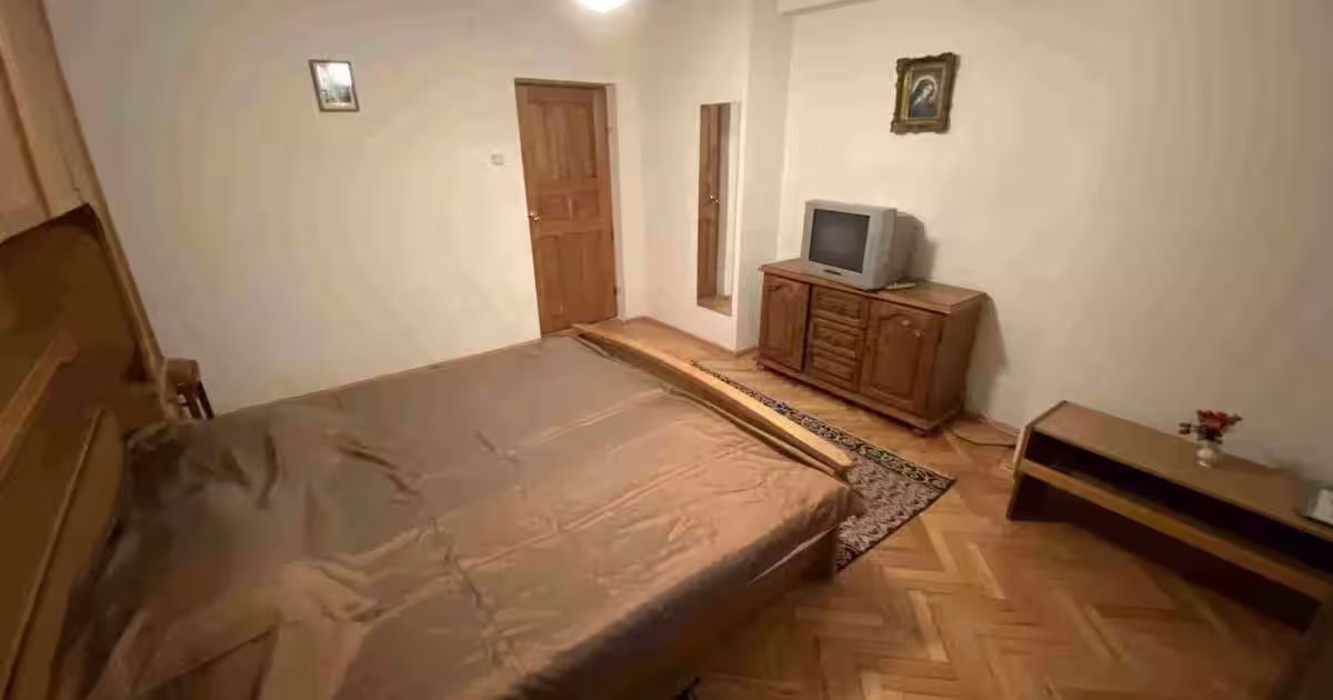 Casă individuală 469 mp cu 7 camere în Breaza