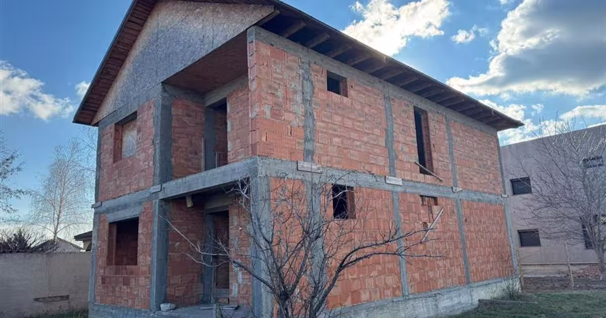 Casă individuală cu 5 camere în Câmpineanca