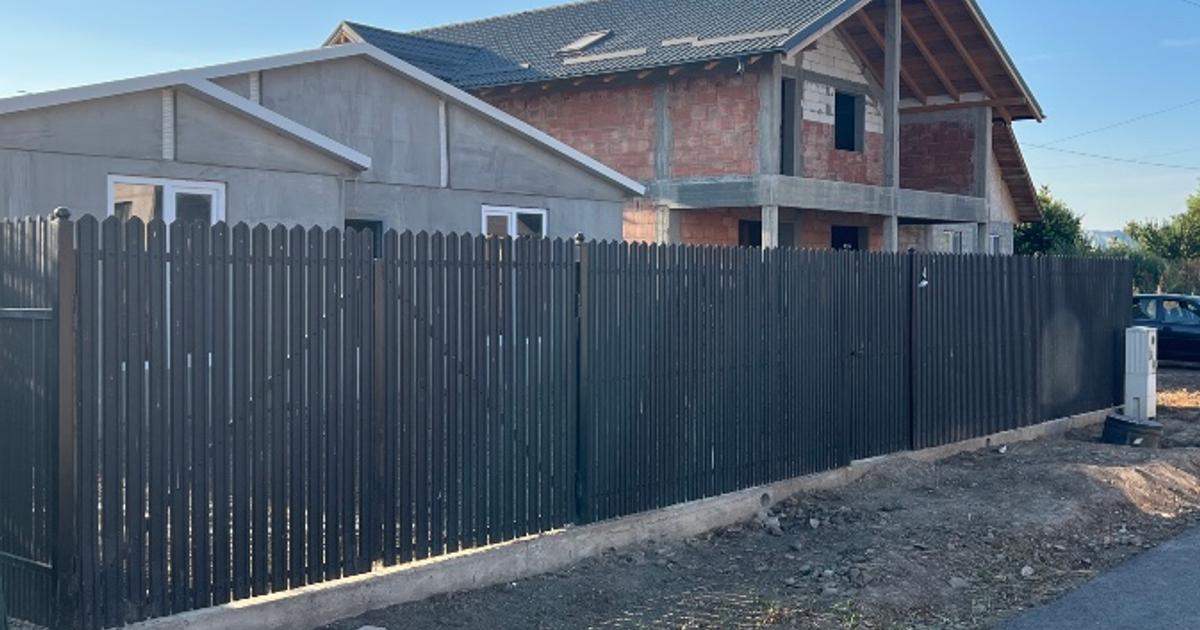 Casă individuală 100 mp cu 3 camere în Cazasu