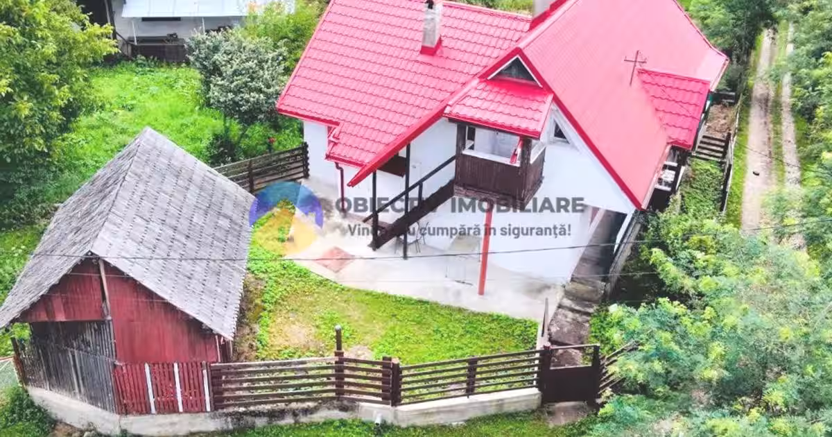 Casă individuală 107 mp cu 4 camere în Ceahlău