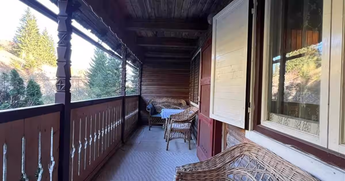 Casă individuală 106 mp cu 3 camere în Ciobotani