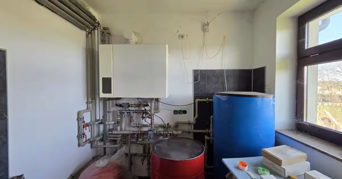 Casă individuală 325 mp cu 7 camere în Ciolpani