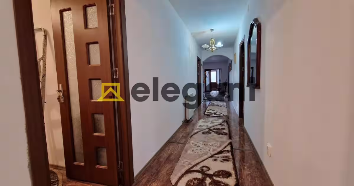 Casa, suprafata 168 mp, teren 600 mp, panouri, mobilata, Bariera Valcii