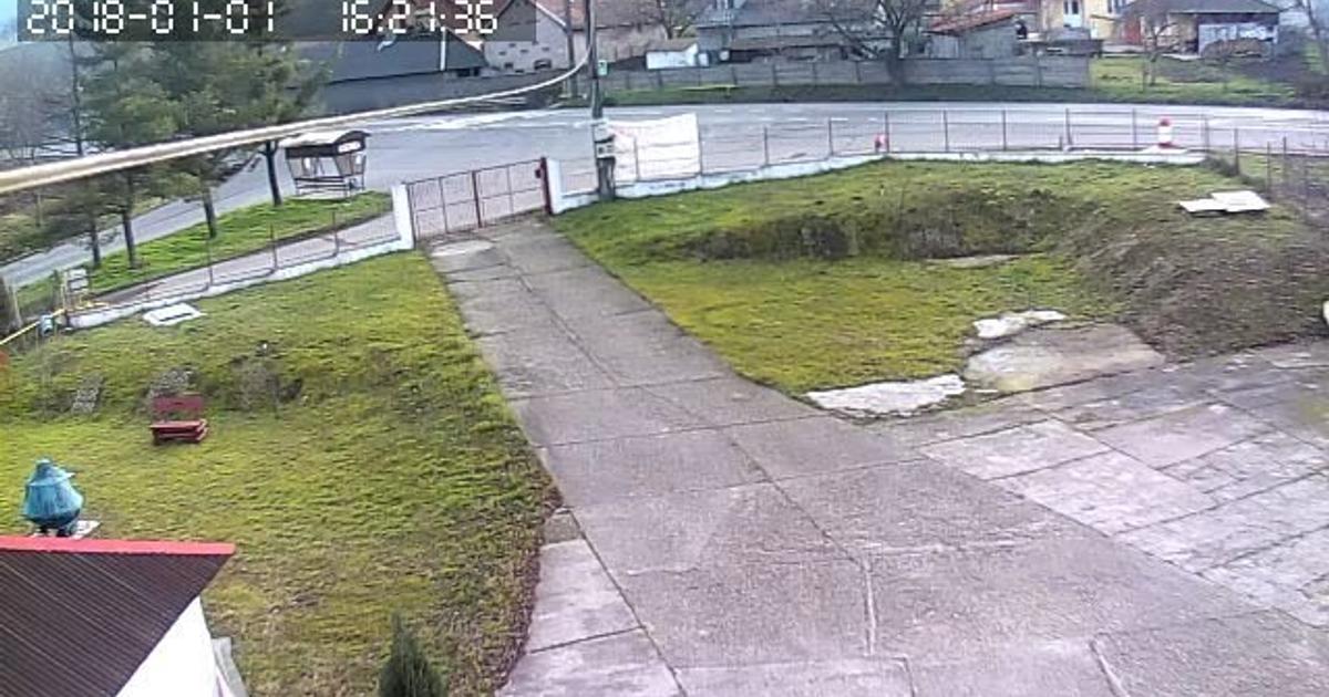 Casa , sala evenimente ,imobil multifunctional la DN7 langa DEVA