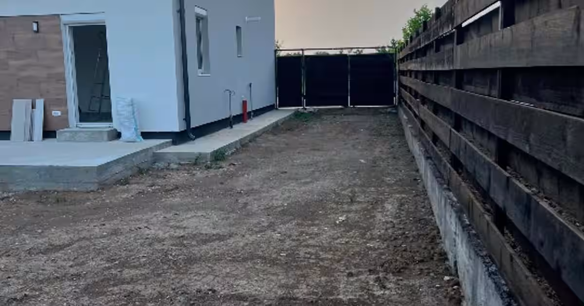 Casă individuală 84 mp cu 3 camere în Dumbrăveni