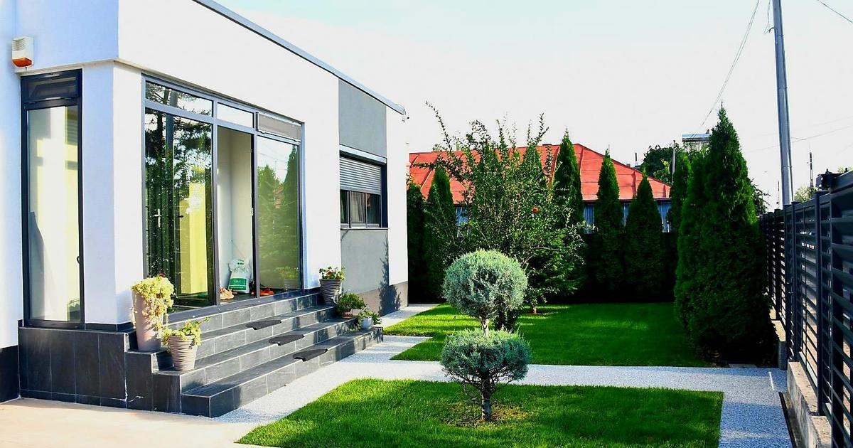 Proprietate modern finisata mobilata si utilata situata in oras