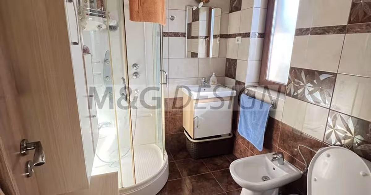 Casă individuală cu 5 camere în Ghiroda