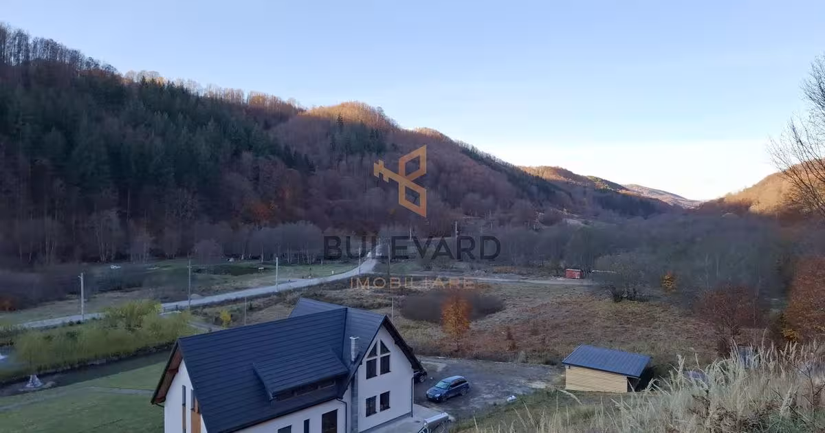 Casă individuală cu 8 camere în Groșii Țibleșului