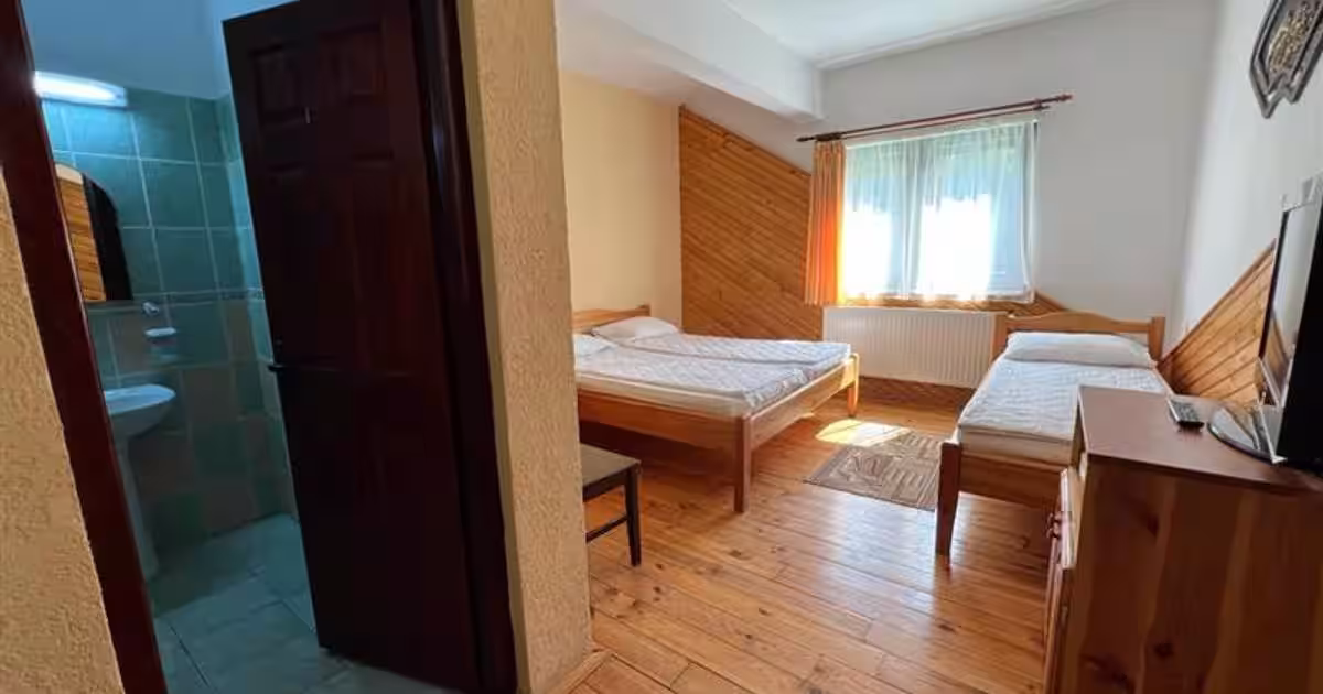 Casă individuală cu 11 camere în Lăpușna