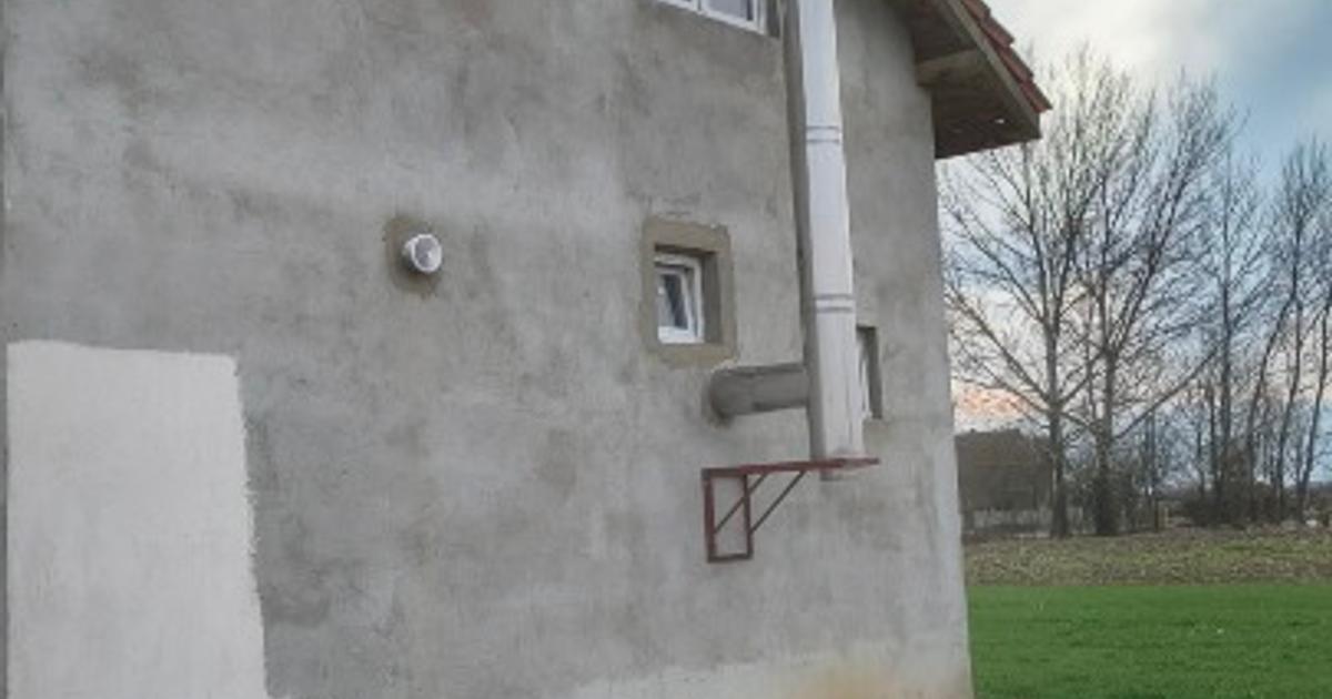 Casă individuală 140 mp cu 3 camere în Livada