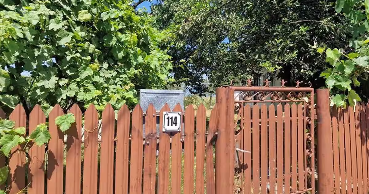 Casă individuală 80 mp cu 3 camere în Malu Vânăt