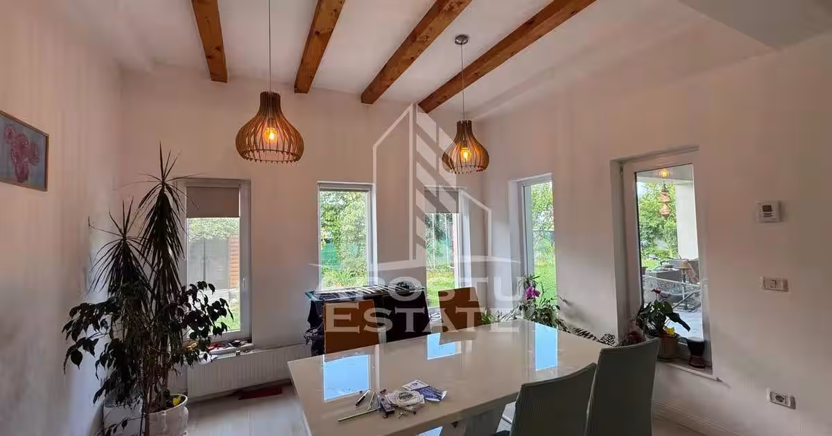 Casă individuală 120 mp cu 4 camere în Moșnița Veche