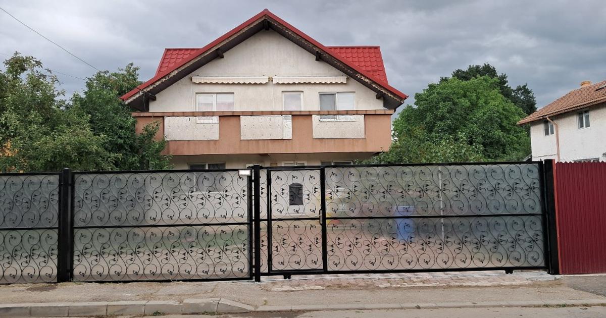 Casă individuală 230 mp cu 5 camere în Otopeni