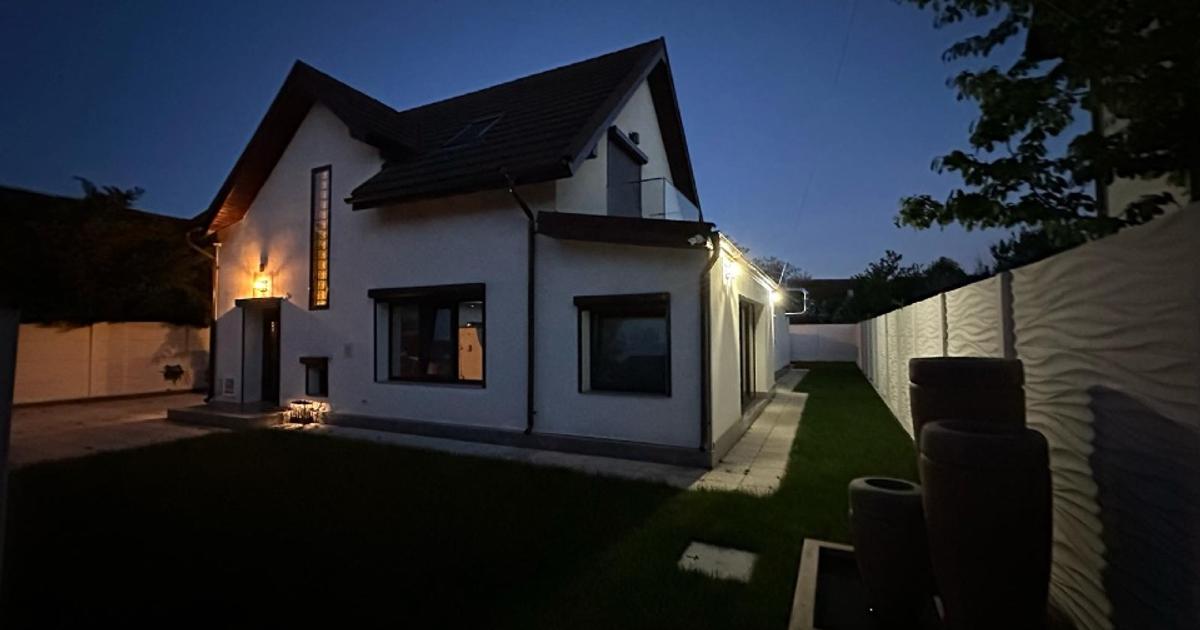 Casă individuală 120 mp cu 5 camere în Otopeni