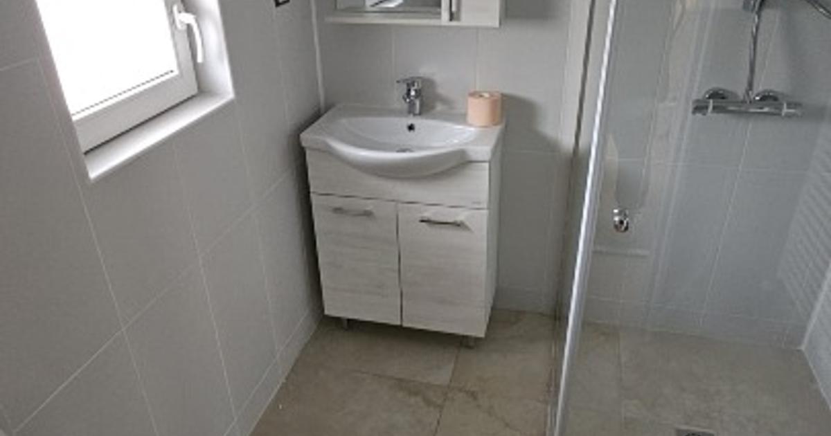 Casă individuală 170 mp cu 5 camere în Pantelimon