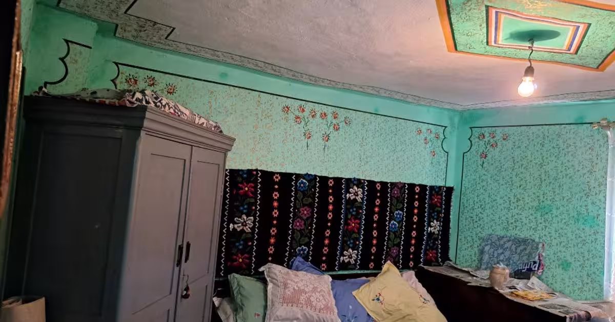 Casă individuală 100 mp cu 4 camere în Podeni