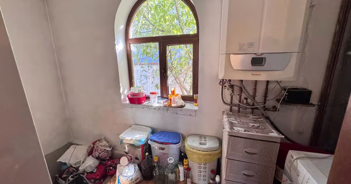 Casă individuală 254 mp cu 5 camere în zona Sud, Popești-Leordeni