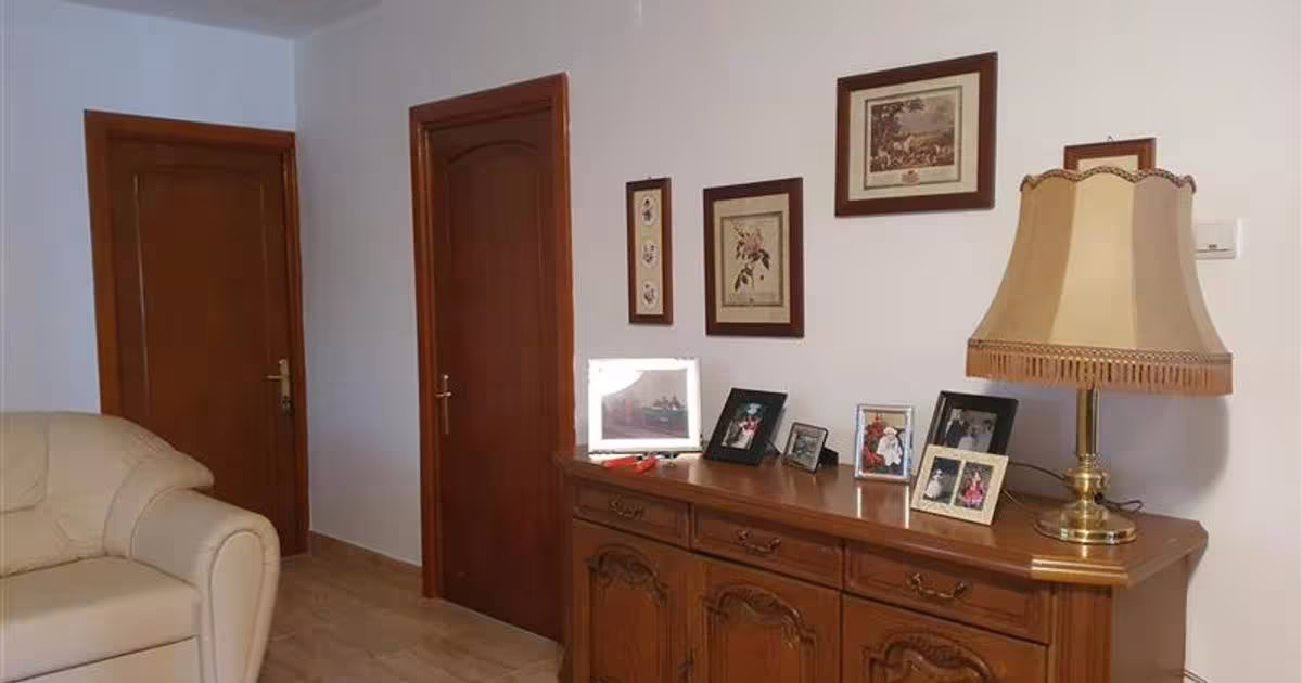 Casă individuală 95 mp cu 4 camere în Răchitosu