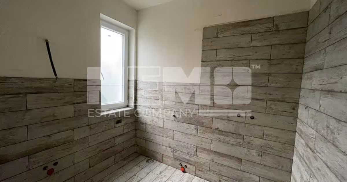 Casă individuală 153 mp cu 5 camere în zona Central, Rădăuți