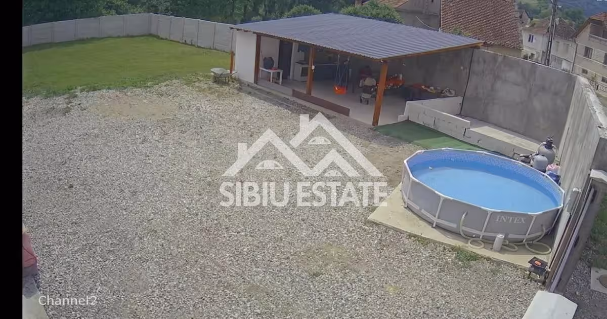 Casă individuală cu 3 camere în Săcădate