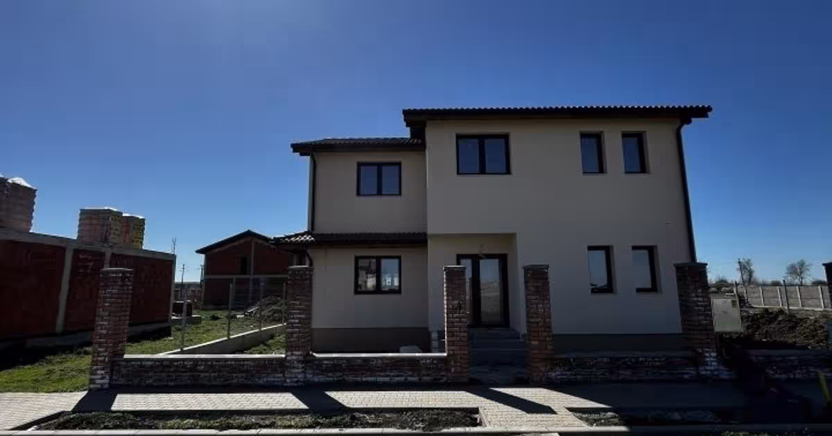 Casă individuală 170 mp cu 4 camere în Săcălaz