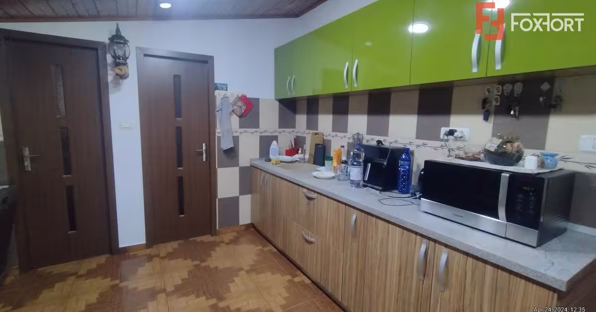 Casă individuală 110 mp cu 3 camere în Săcălaz