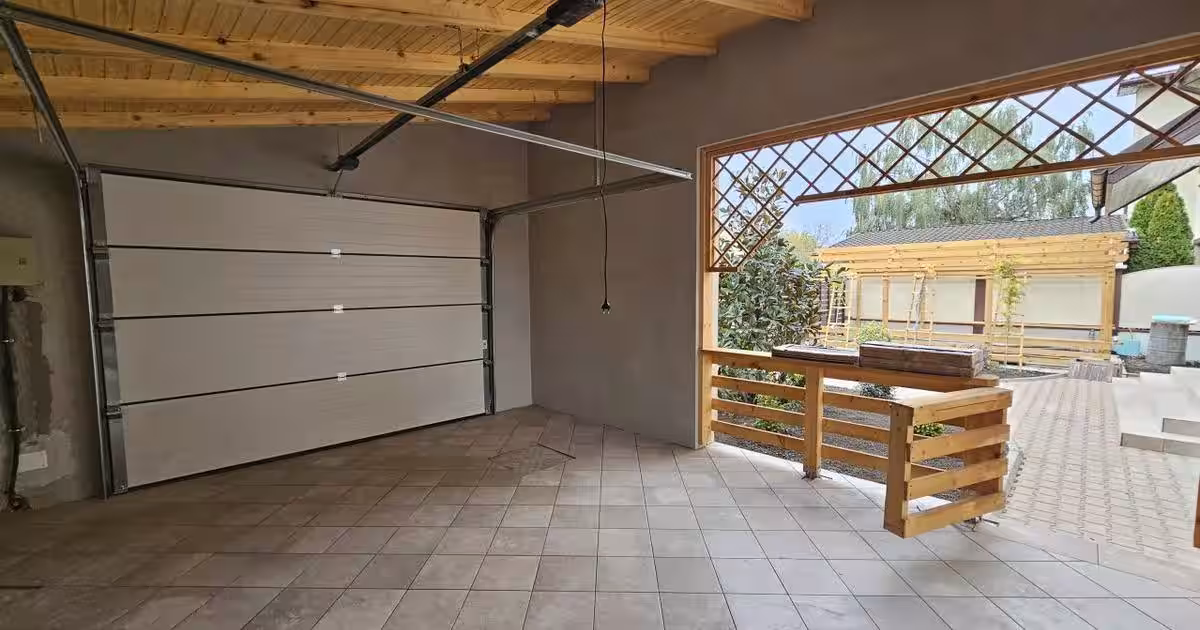 Casă individuală 280 mp cu 6 camere în Săftica