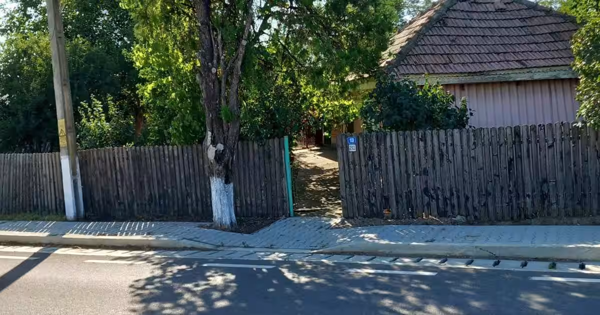 Casă individuală cu 3 camere în Sălciile