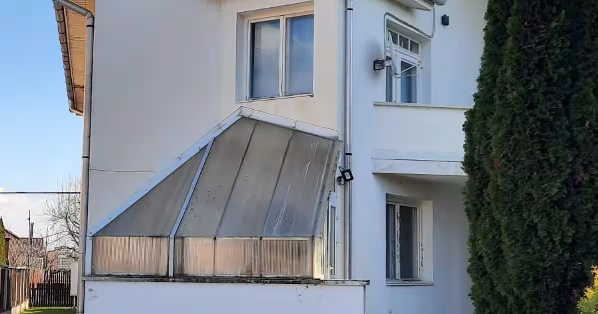 De vanzare casa 5 cam, singur in curte, Cal. Voinicenilor, Zona Horgosa