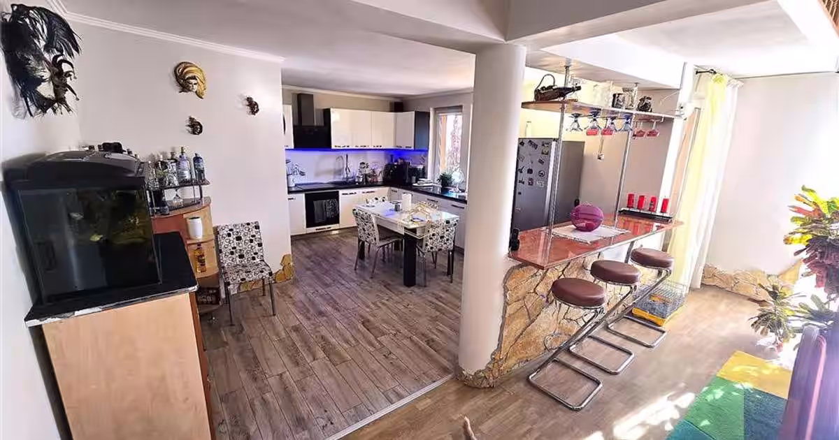 VIDEO | Domeniu privat la Padurea Noroieni | Vila D + P + M cu 9 camere | Curte,