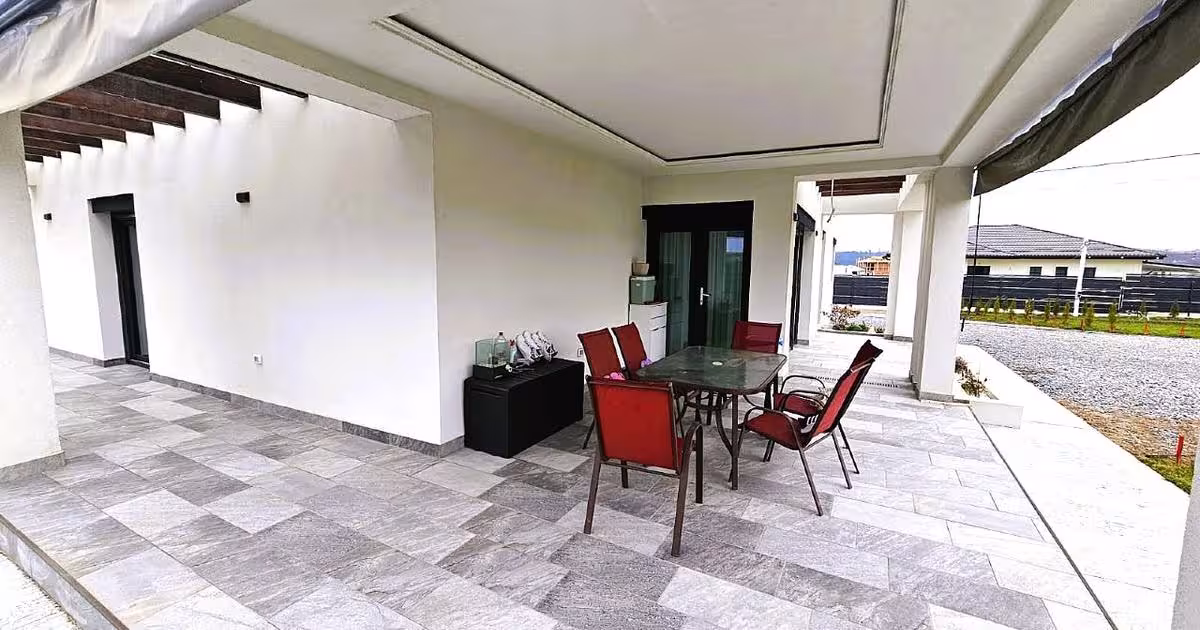 Casă individuală 179 mp cu 4 camere în Șcheia