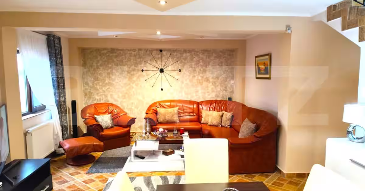 Casa 4 camere, 200 mp util, 1300 mp teren in proprietate, Sculeni