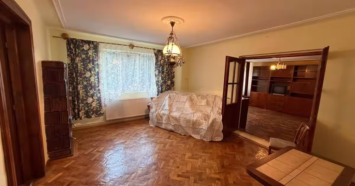 Casă individuală 125 mp cu 3 camere în Sighișoara