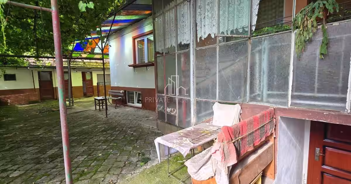 Casă individuală 83.8 mp cu 2 camere în Sighișoara