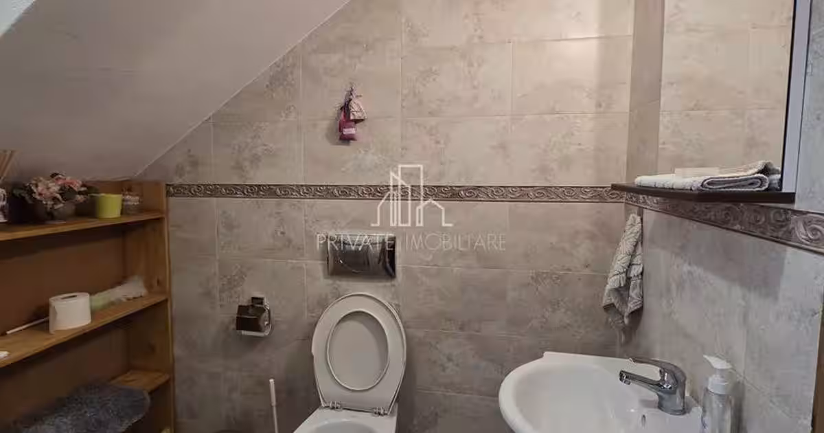 Casă individuală 226 mp cu 5 camere în Sighișoara