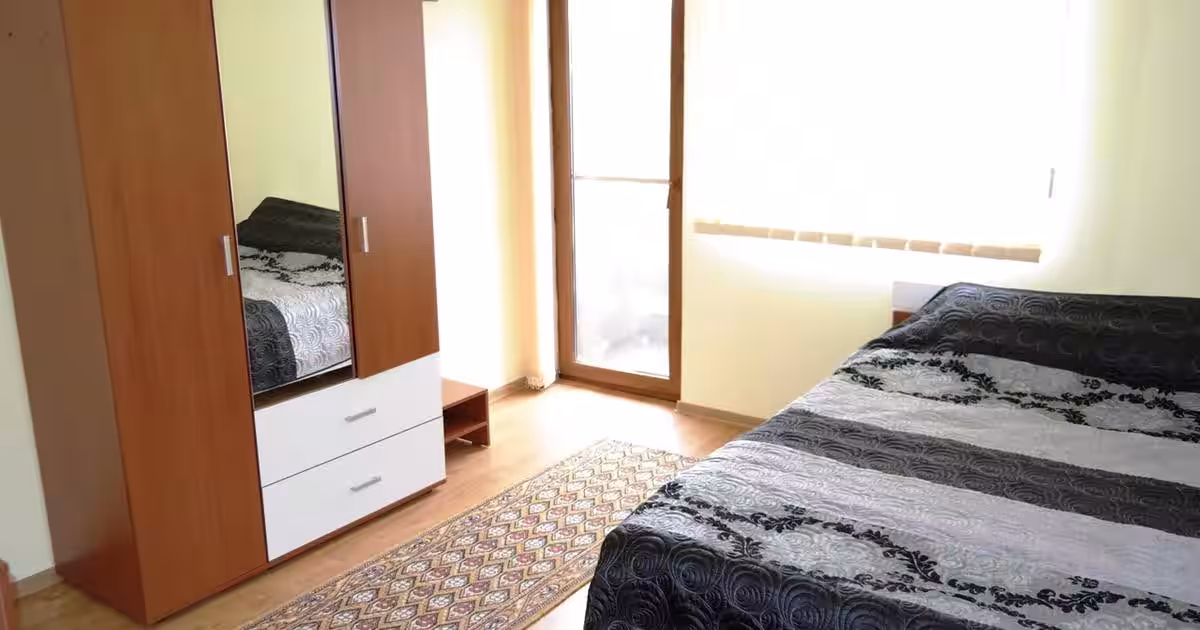 Casă individuală cu 5 camere în zona Central, Slănic