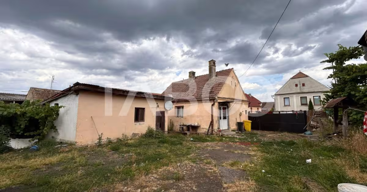 Casă individuală cu 2 camere în Șura Mică