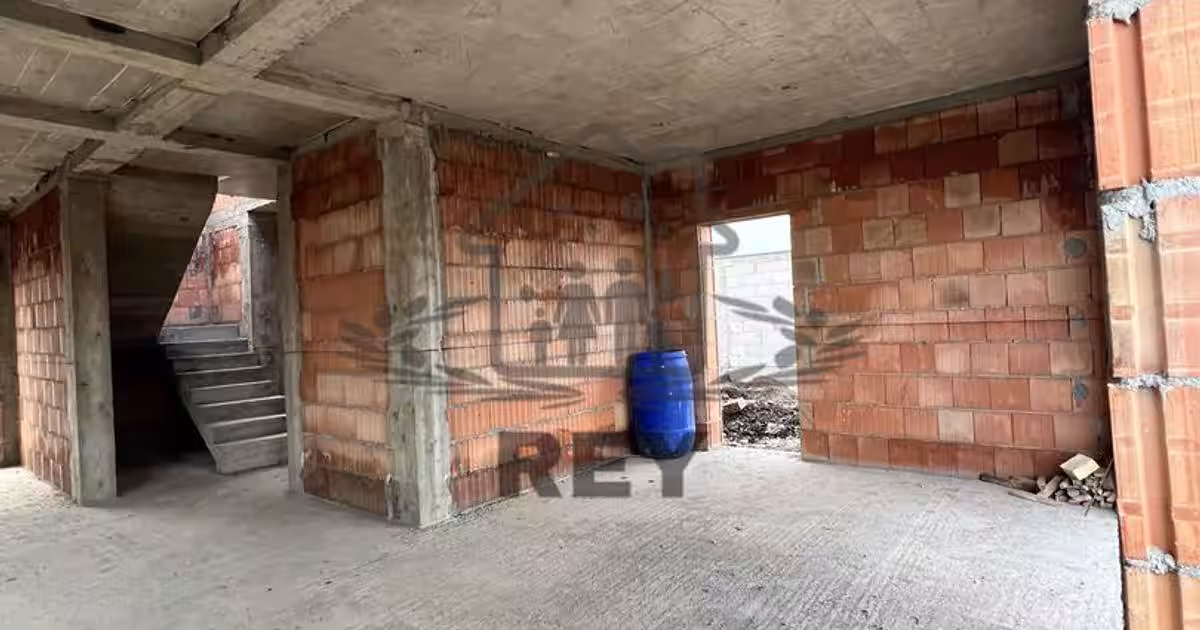 Casă individuală 119 mp cu 5 camere în Șura Mică