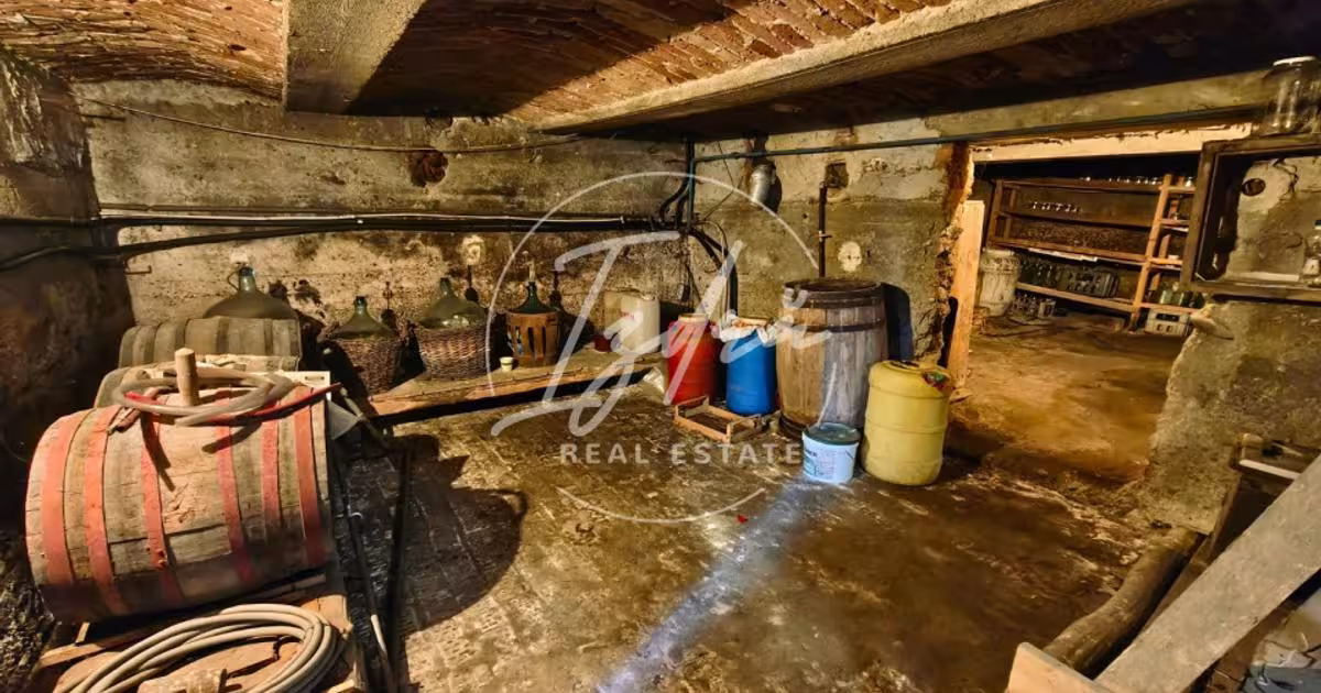 Casă individuală 198.23 mp cu 6 camere în zona Central, Tălmaciu