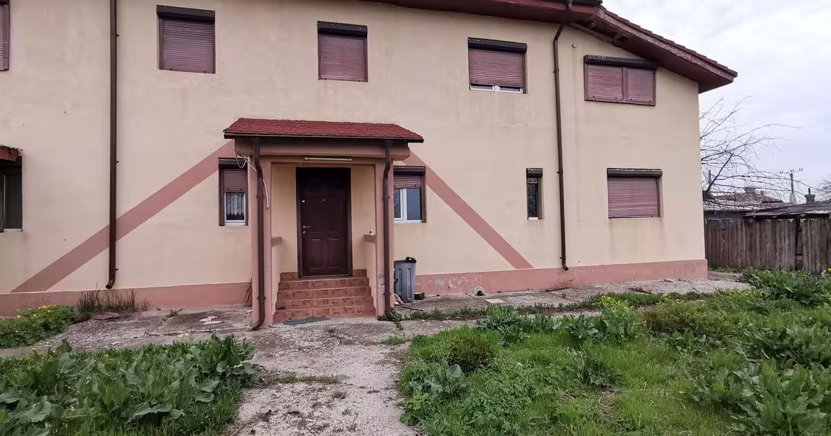Casă individuală cu 6 camere în Urechești