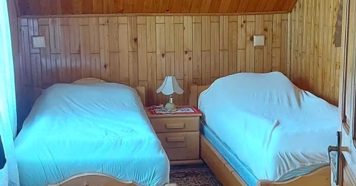 Casă individuală 160 mp cu 7 camere în Vama