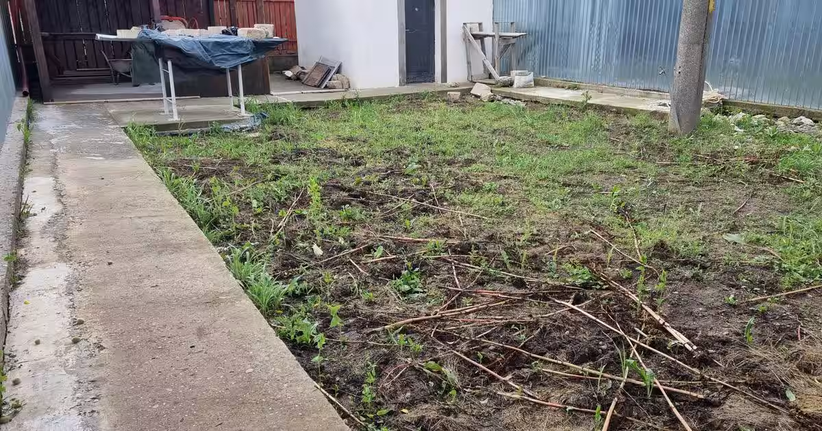 Casă individuală 80 mp cu 3 camere în Vânători