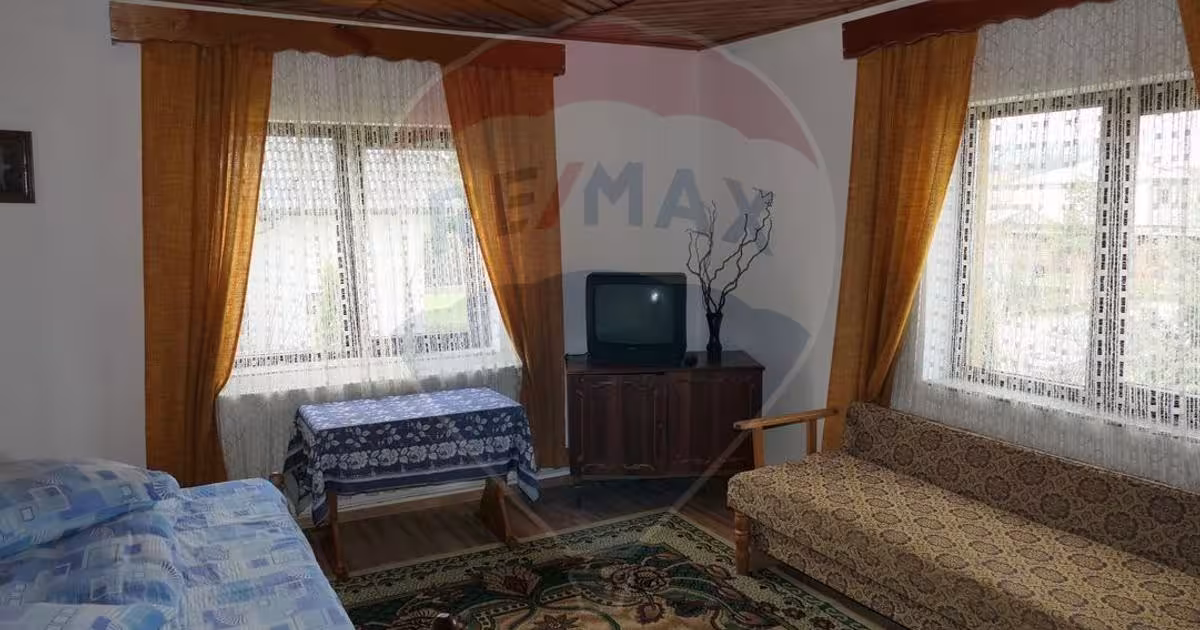 Casă individuală cu 9 camere în zona Central, Vatra Dornei
