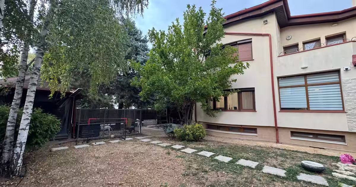 Vilă deosebită D+P+1E+P/ zona exclusivistă/Iancu Nicolae