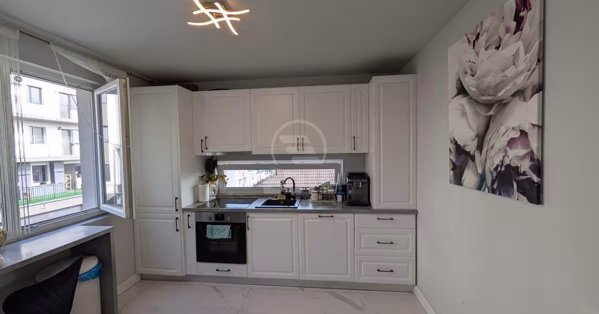 Duplex cu 6 camere în Florești
